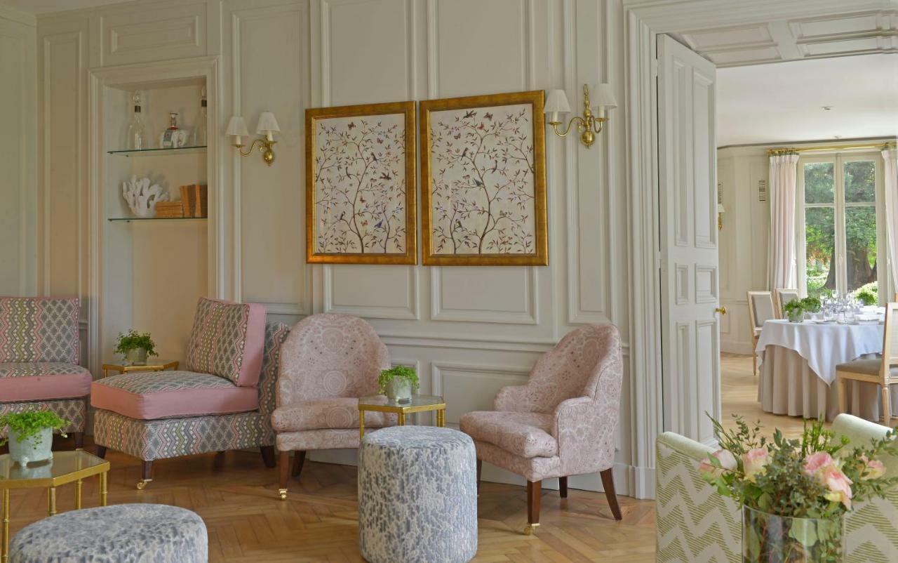 Hotel Chateau La Cheneviere 5*